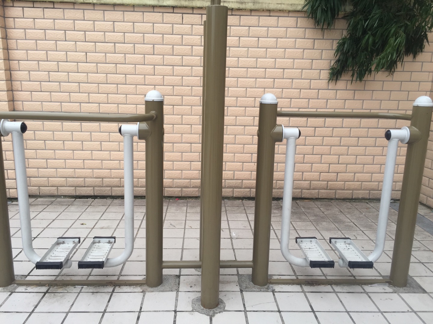 雙位漫步機