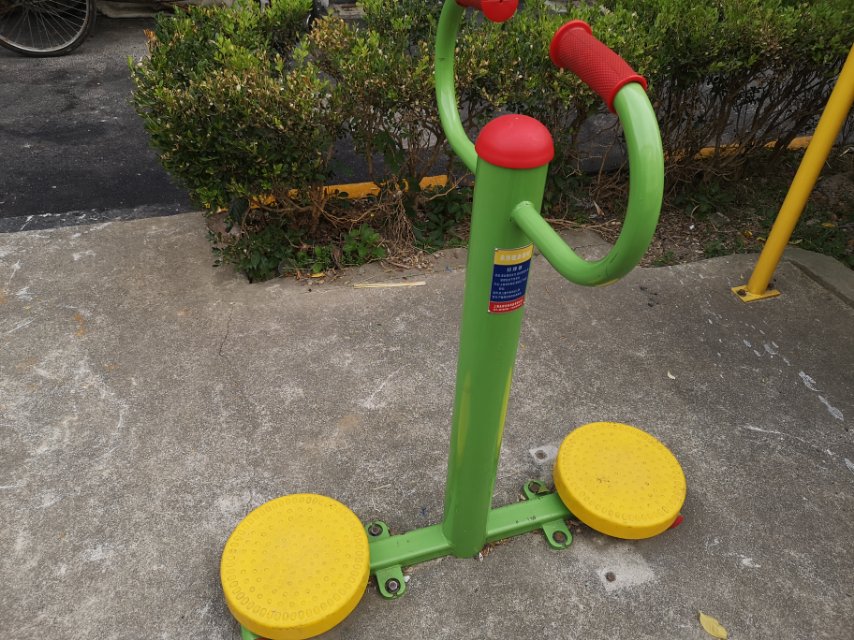 扭腰器