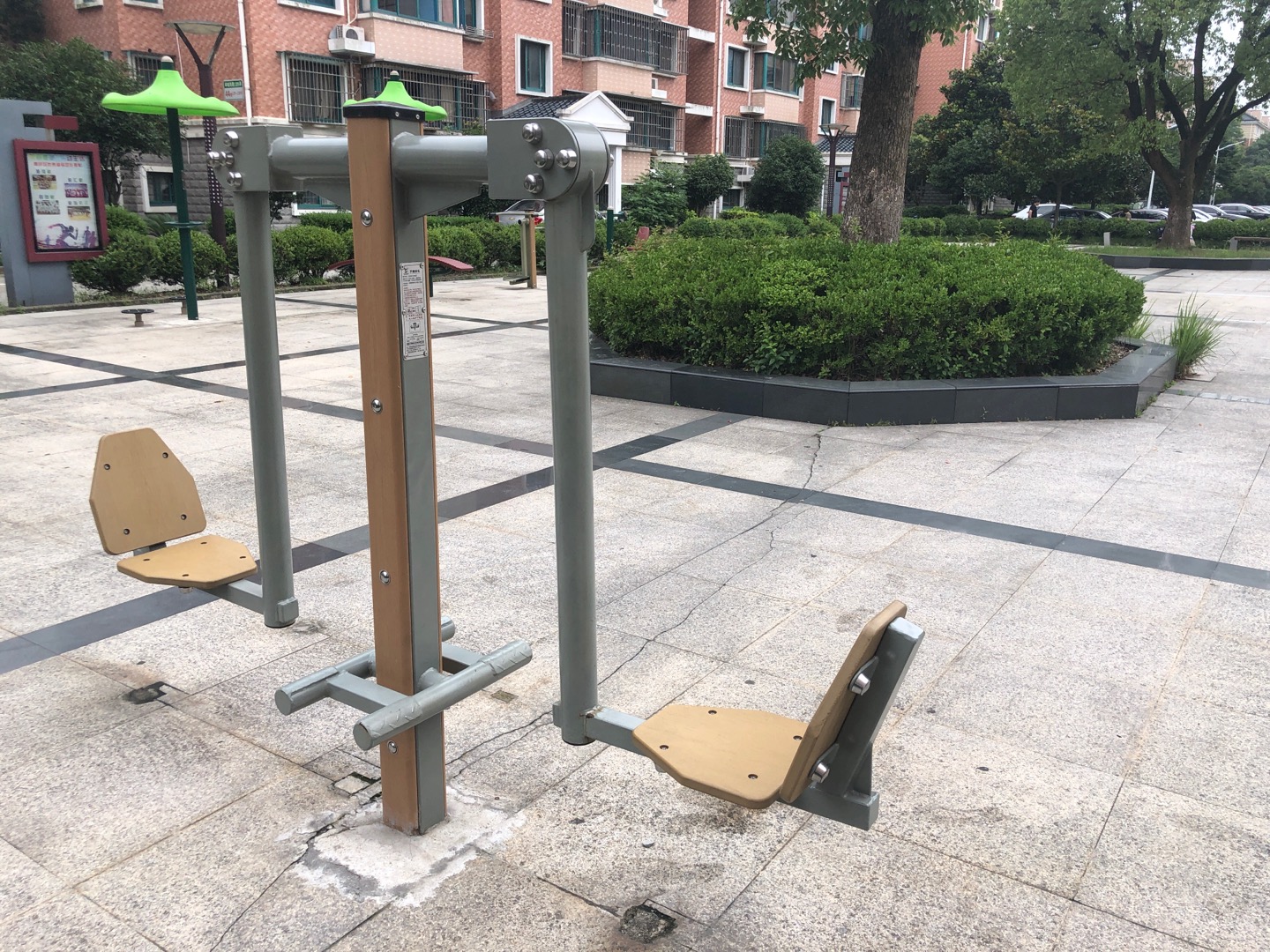 二位蹬力器