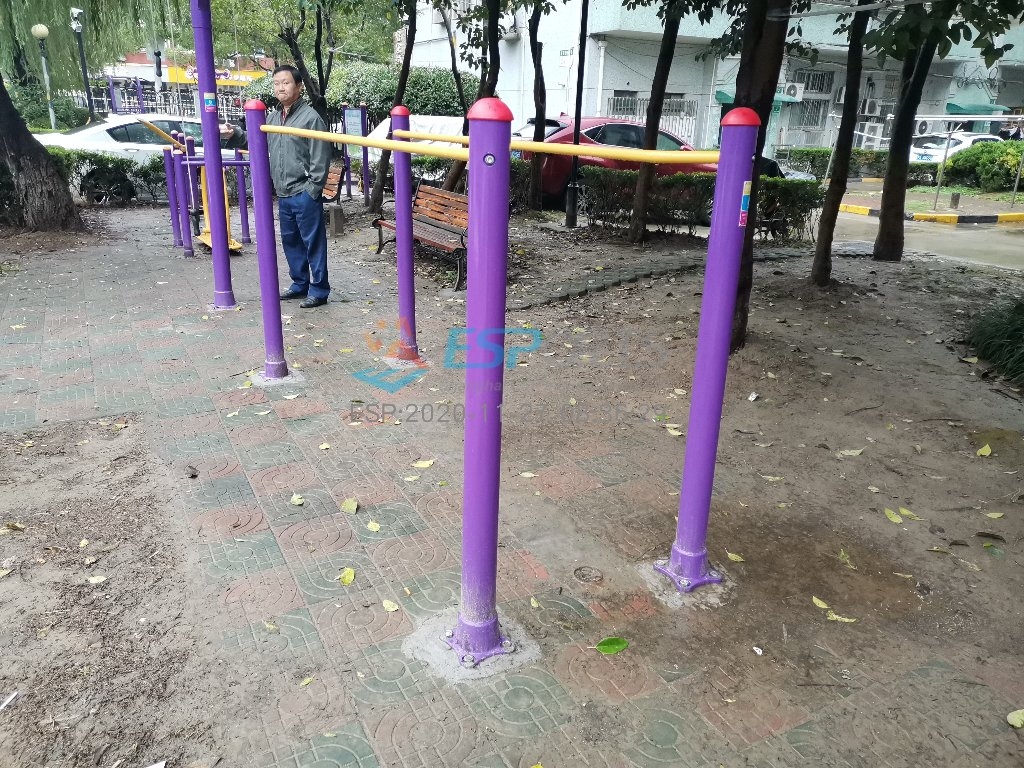 雙杠健身器