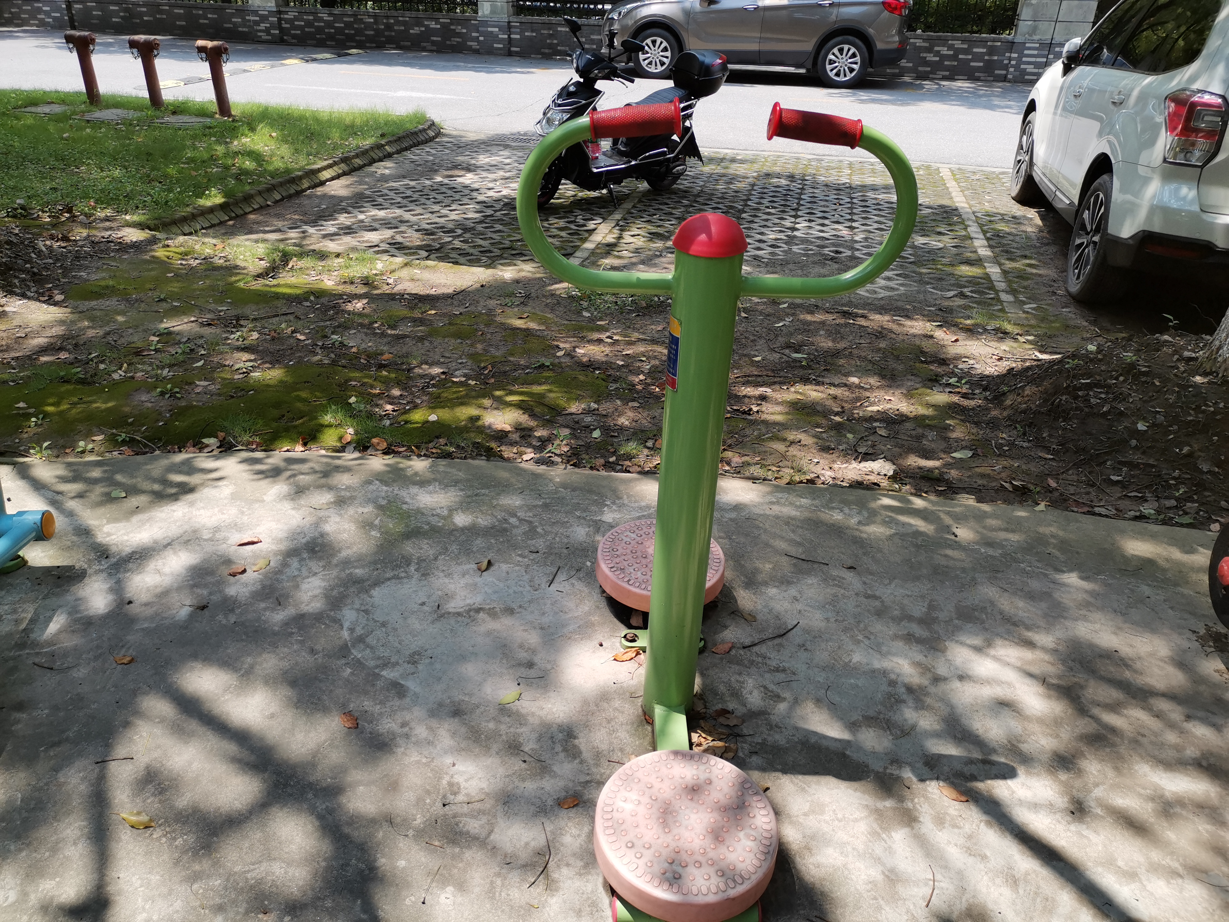 扭腰器