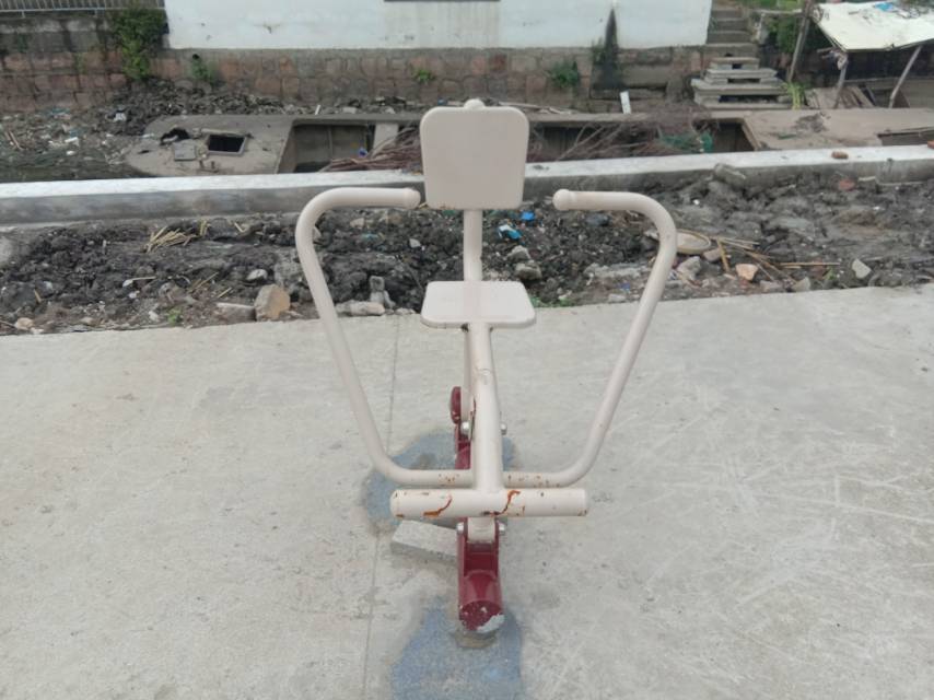 劃船器