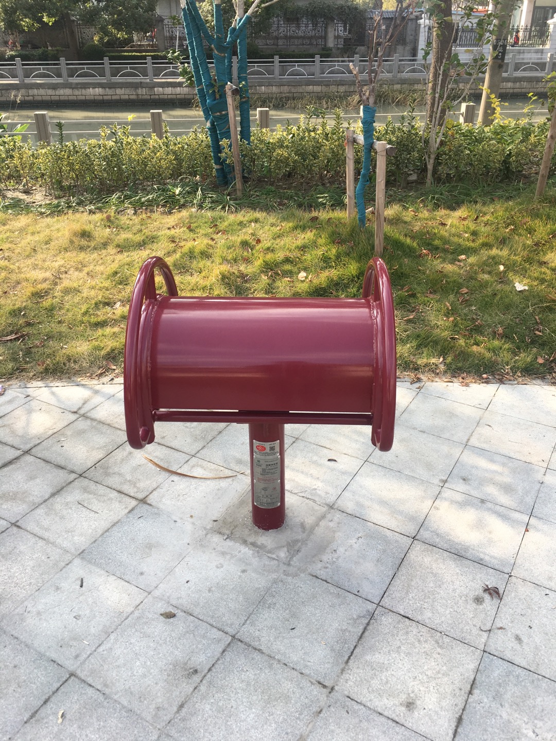 伸腰伸背器