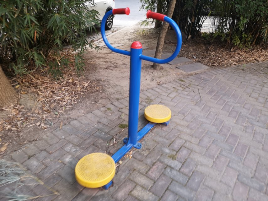 扭腰器