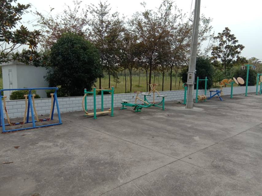 堡鎮四效村北部健身點