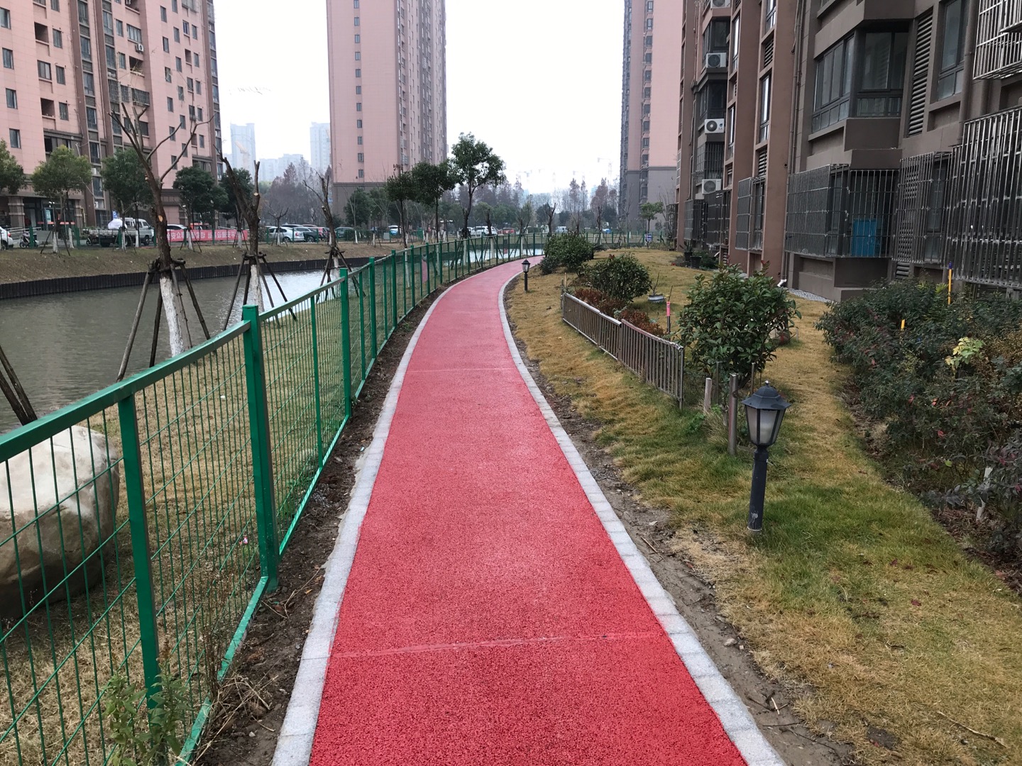 薔薇苑健身步道