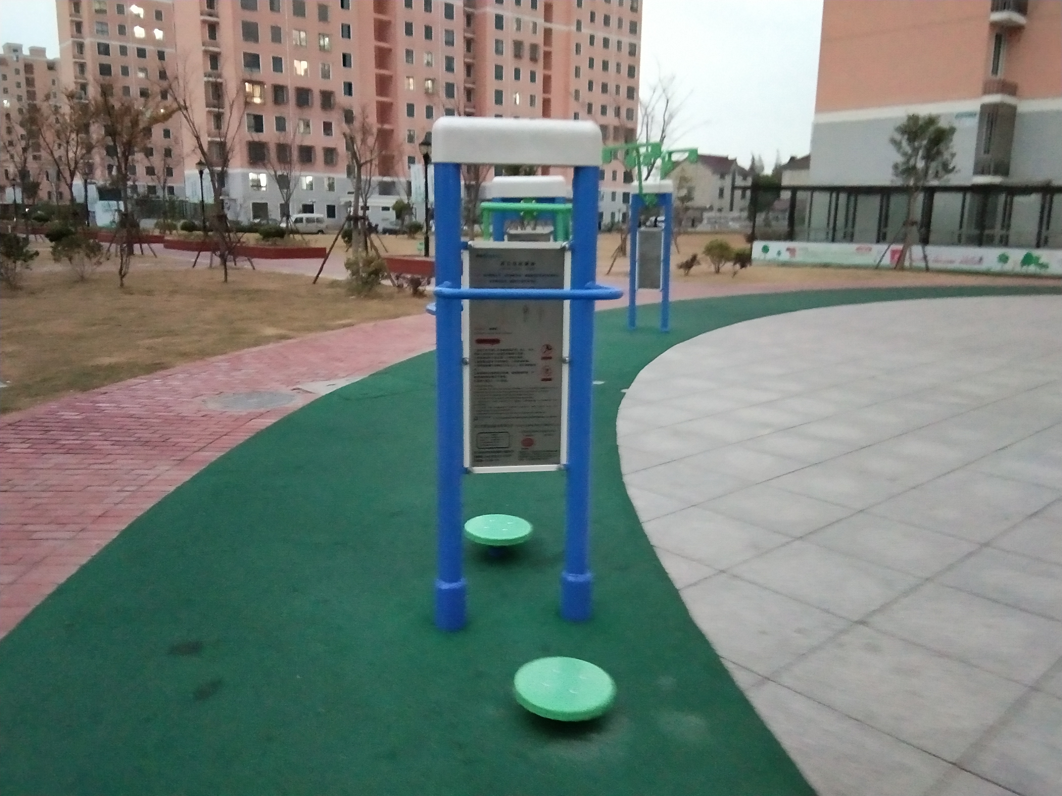 雙立柱扭腰器