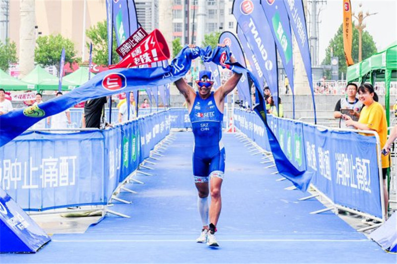 中國鐵人三項聯賽在河北衡水市拉開帷幕