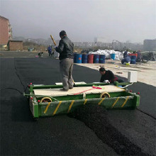 自動塑膠跑道攤鋪機 無極調速塑膠跑道鋪設機 操場鋪裝機價格